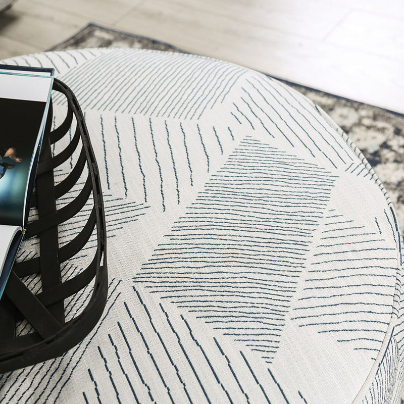 Repose-pieds rond de style transitionnel