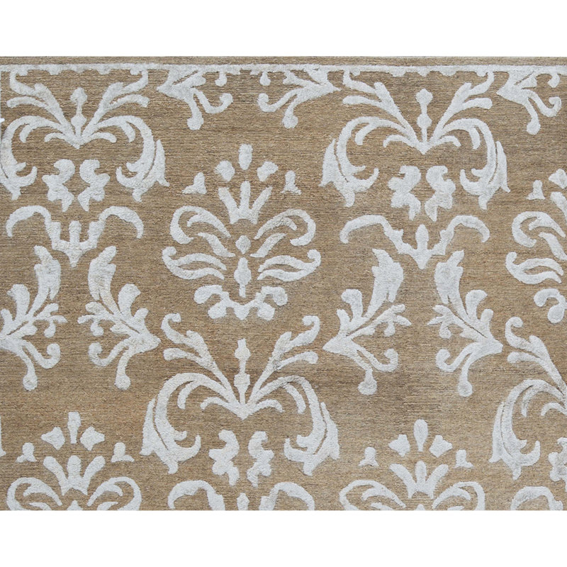 Damask Area Rug in Gray