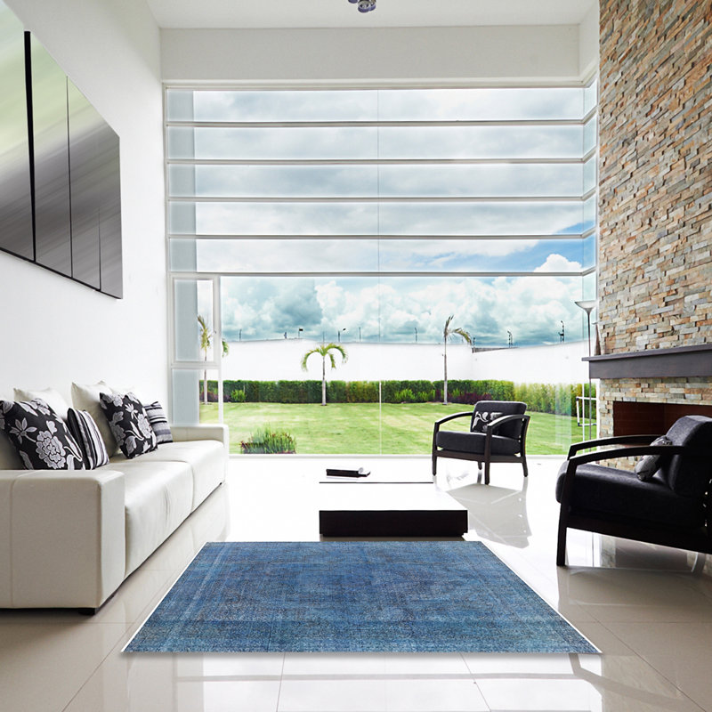 Tapis bleu, Carré 8 pi