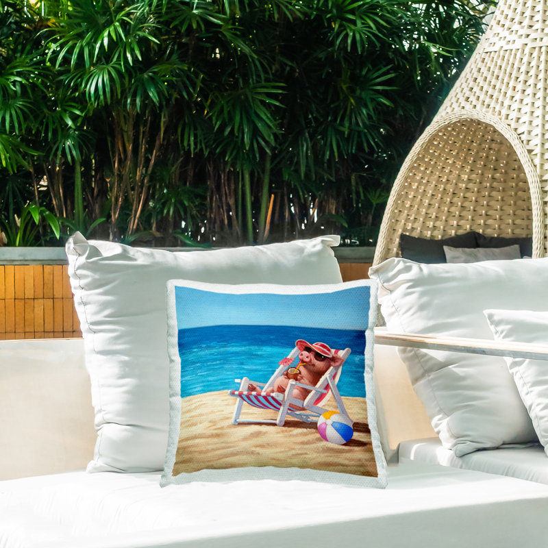 Coussin extérieur  avec imprimé cocktail de plage par Lucia Heffernan