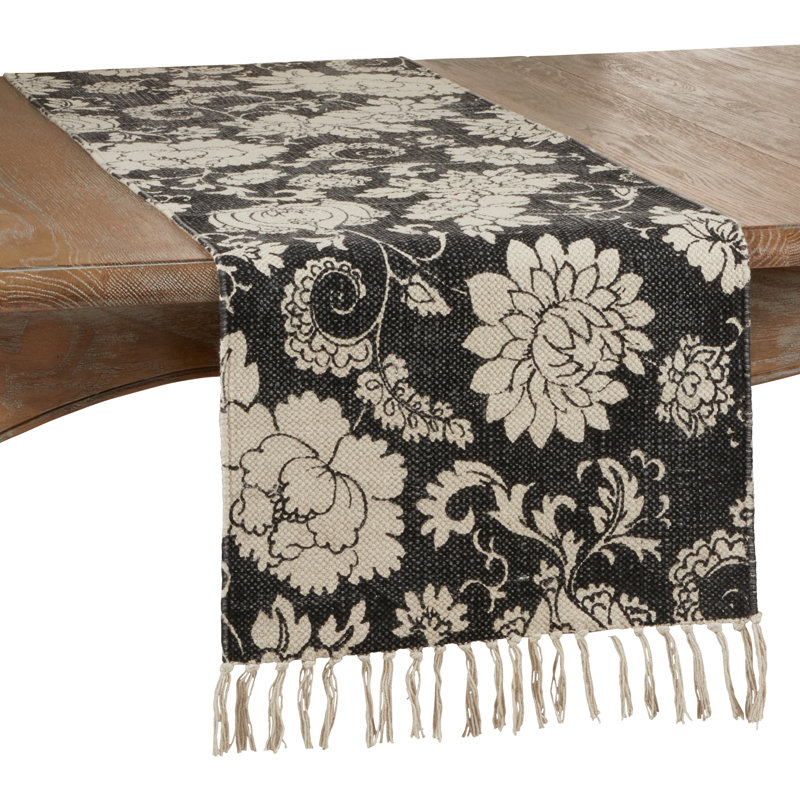 Chemin de table Valentino