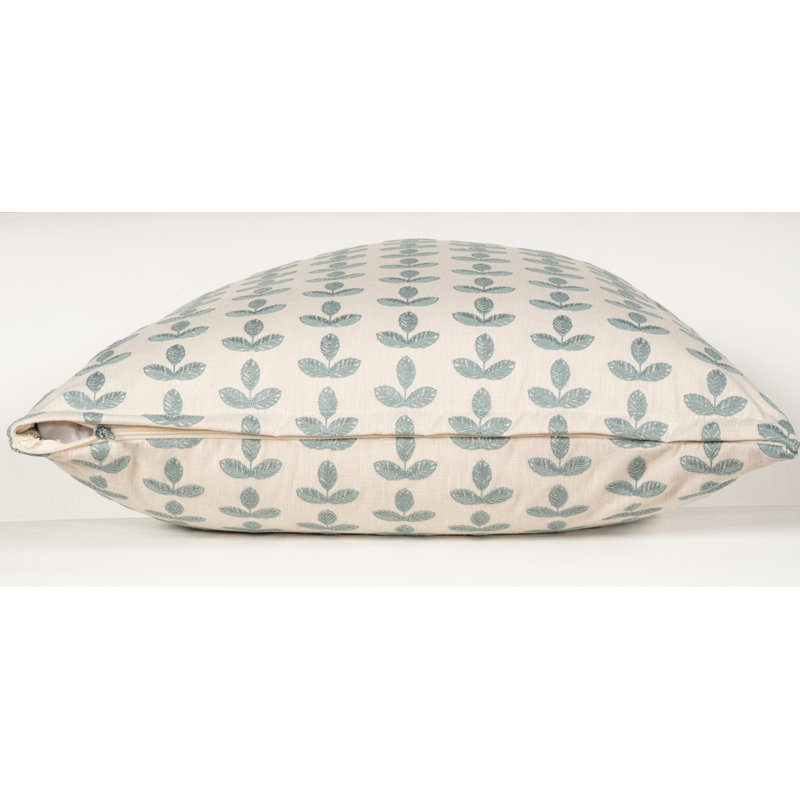 Coussin Birch Lane Trillium, Floral bleu ciel, Polyester, Carré 26 po