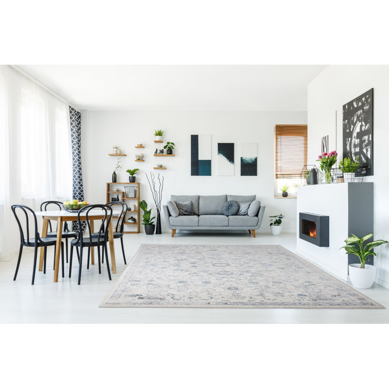 Tapis oriental crème / bleu Somerhill, Rectangle 5 pi 2 po x 7 pi 6 po