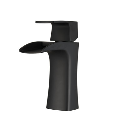 Single-handle Bathroom Faucet with Drain Assembly