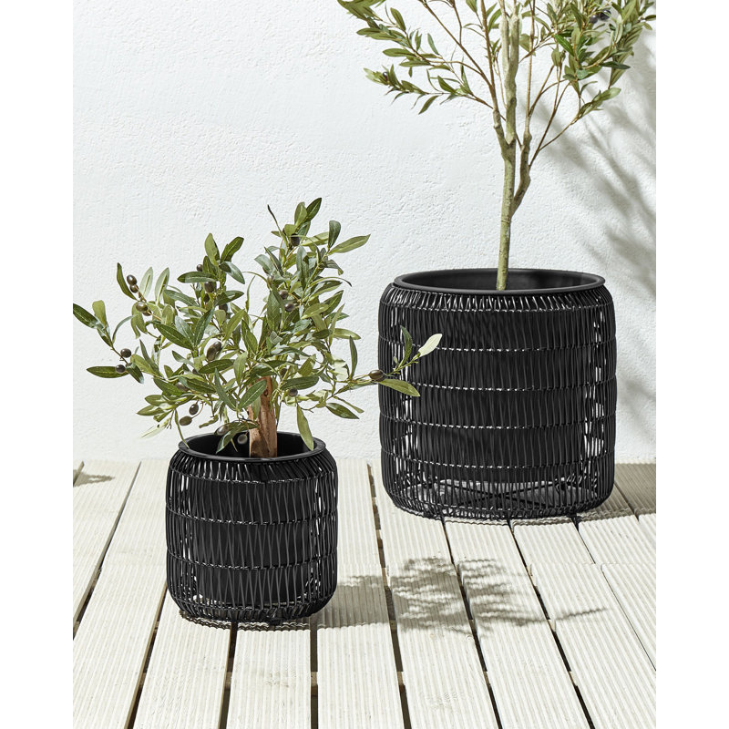 Amariana Handmade Pot Planter, Black