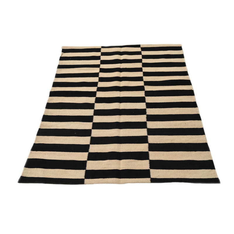 Tapis noir et blanc Orta