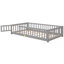 Lit plateforme au plancher avec clôture et porte-564854765-564854764