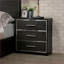 Table de chevet moderne en bois massif gris chaud avec port USB et amp; Garniture chromée