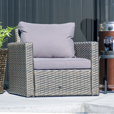 Chaise de patio avec coussins