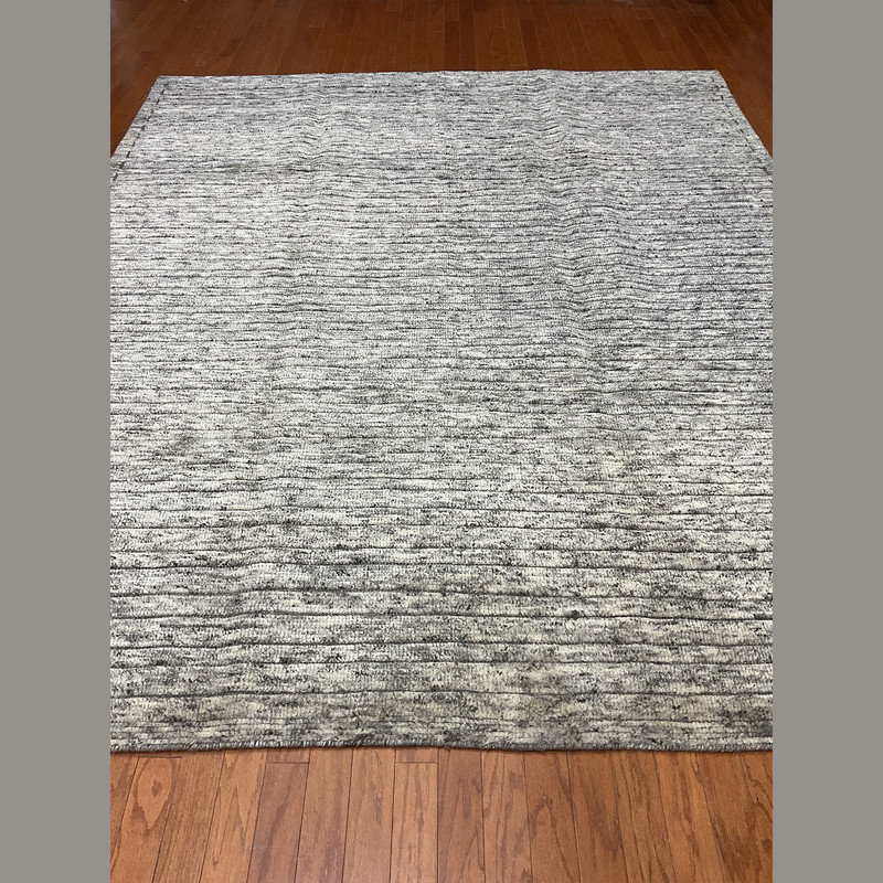 Tapis gris / blanc en laine noué à la main 8 pi x 10 pi