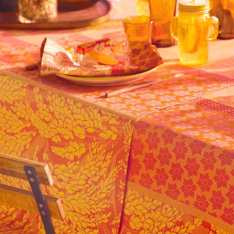 Chemin De Table Brin De The Vert Pur Coton, 55cm W x 175cm L, Orange Sanguine