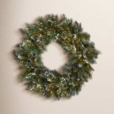 30" Bristle Pine Pre-Lit Wreath