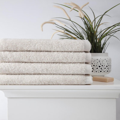Ensemble de quatre serviettes de bain beiges en coton turc 27 po x 54 po