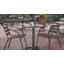Ensemble de tables rondes intérieur / extérieur en aluminium avec 2 chaises à dossier à lattes Moraal-1149299232-1083689480