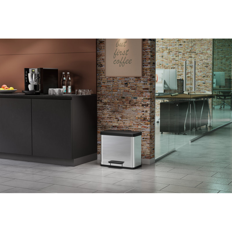 Step On Rubbish Bin, Black/Stainless Steel, 26 L.