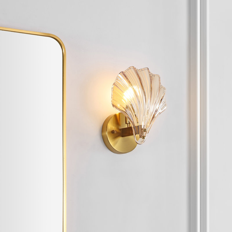 Quinita Armed Sconce