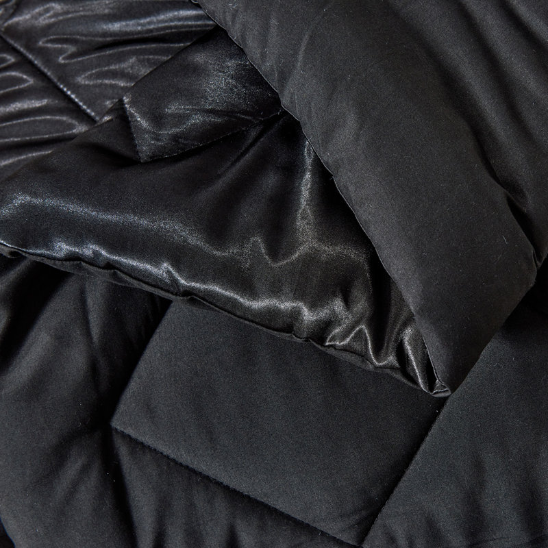 Channel Comforter, California King Comforter + 8 Additional Pieces, Black