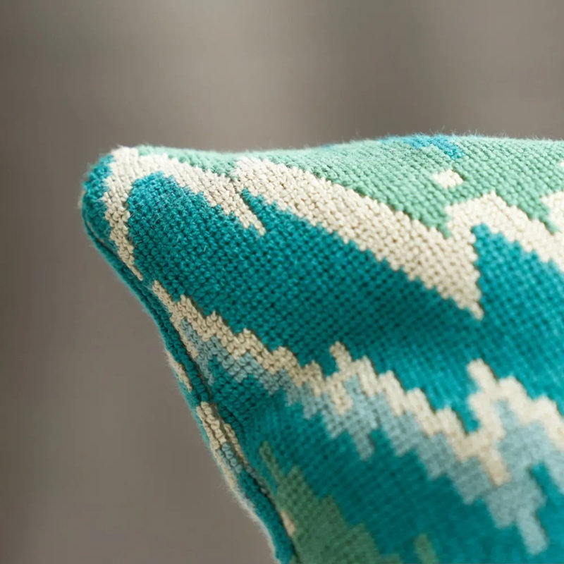 Tauride Épinglé Pillow