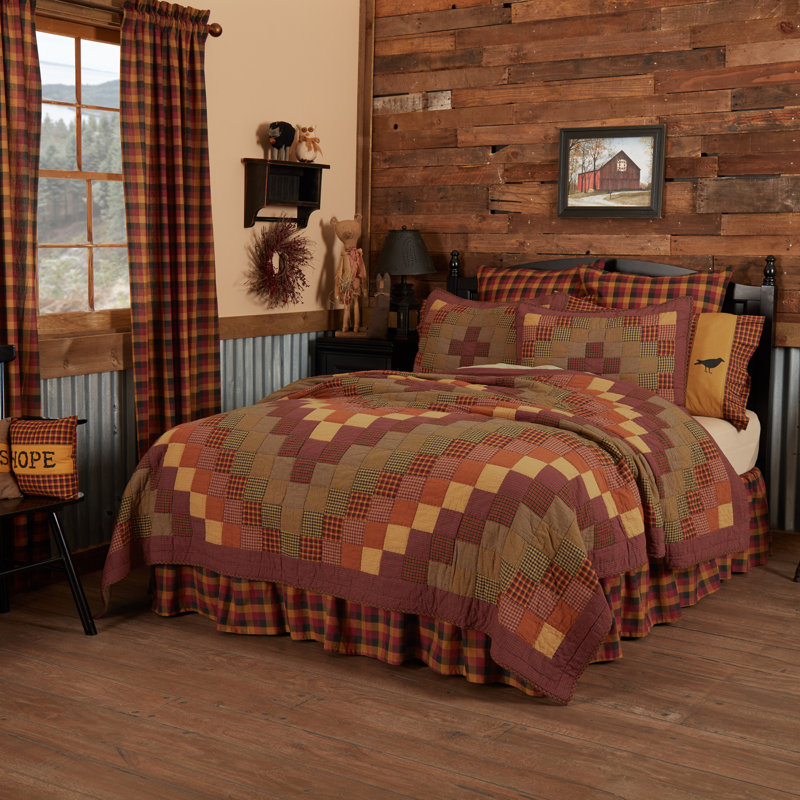 Heritage Farms Queen Cotton Reversible Patchwork Quilt