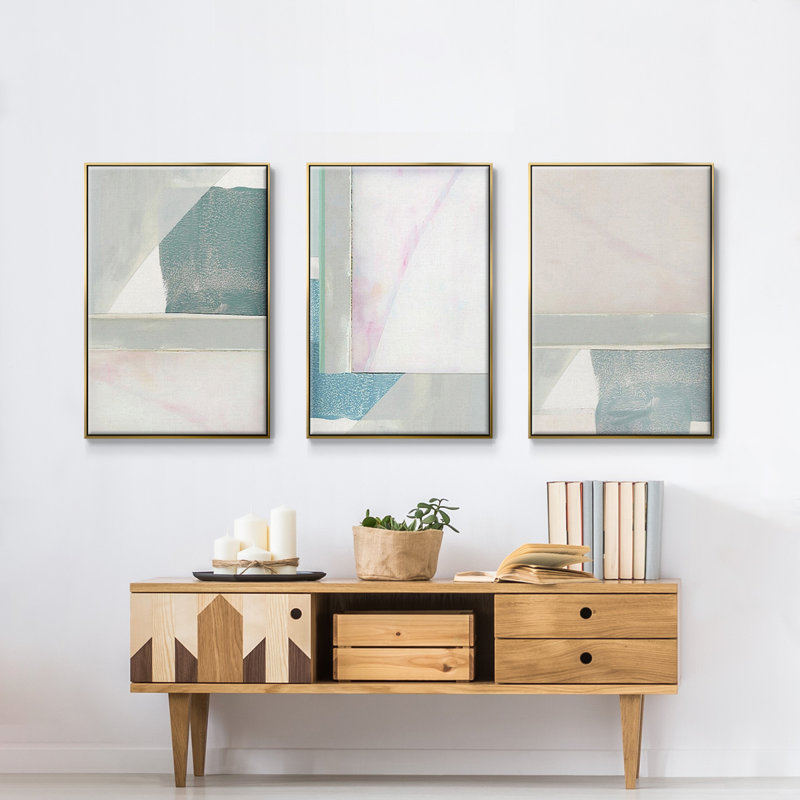Couturier I - Ensemble de 3 reproductions encadrées sur toile, H 24 po x l 48 po x P 2 po, Or