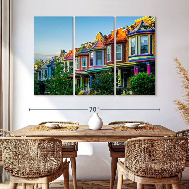 Lilie Guilford Avenue Rowhouse, H 42 po x l 65 po