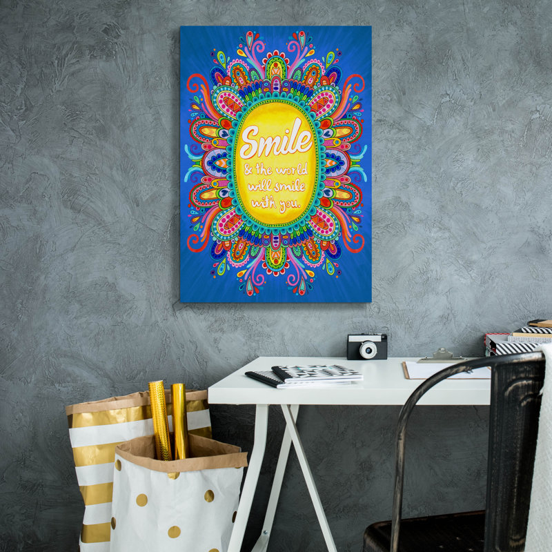 «Smile» par Hello Angel, art mural sur toile, H 16 po x l 12 po x P 0,75 po