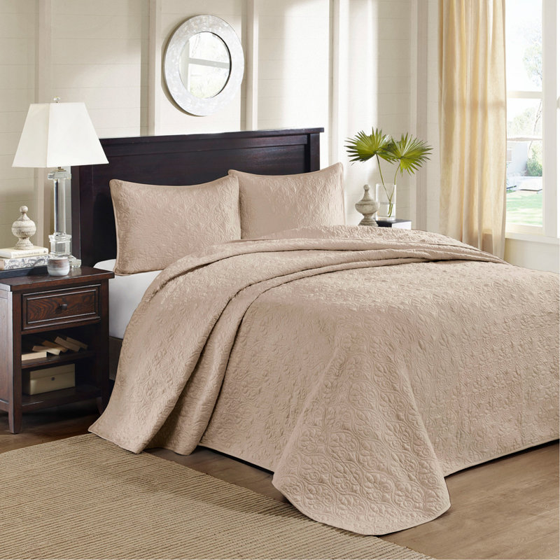 Twin/Twin XL Reversible Quilt Set in Khaki, Twin XL Quilt + 3 Additional Pieces, Khaki