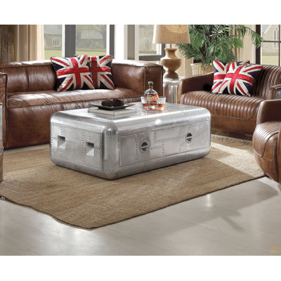 Table basse en aluminium