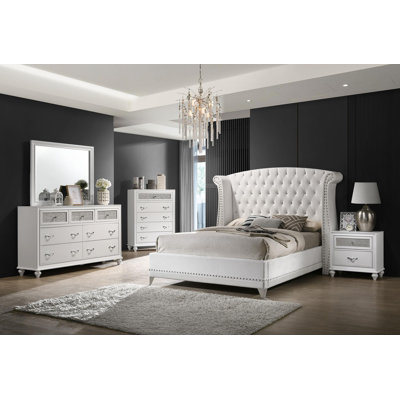 Aakriti 5-piece Queen Bedroom Set White