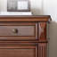Armoire d'appoint en noyer massif