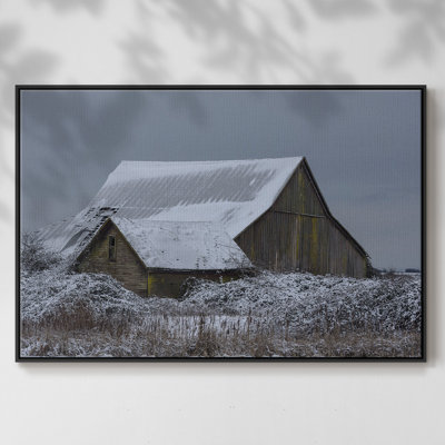Winter Barn, impression sur toile encadrée