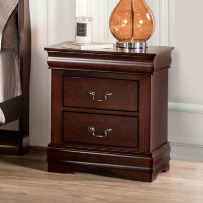 Table de chevet 1pc de style chambre à coucher transitionnelle avec finition cerisier foncé, tiroirs anglais, poignées suspendues et pieds de support en bois massif, étui de preuve pour
