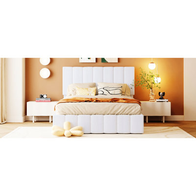 Grand lit avec revêtement beige et rangement hydraulique robuste pour une expérience relaxante