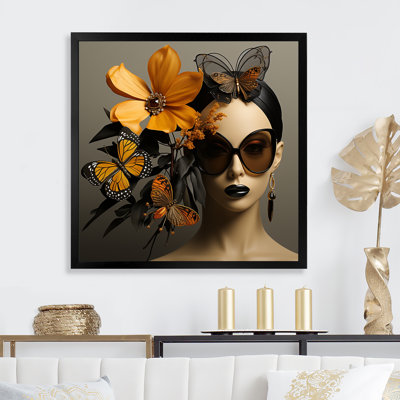 Golden Golden Butterfly Woman Portriat - art mural mode