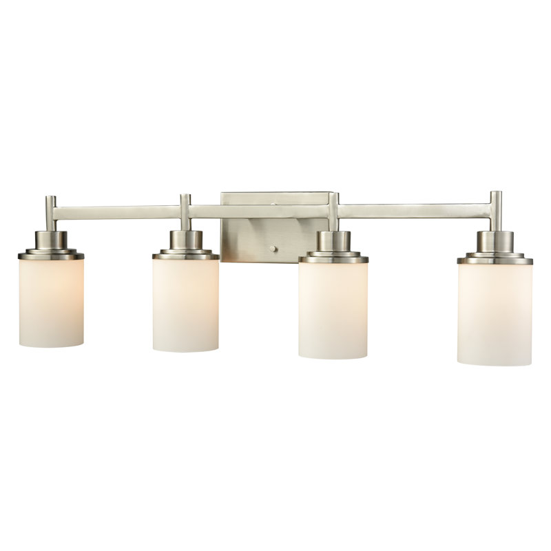 Éclairage pour salle de bain 4 lumières Belmar 31 po - Nickel brossé, H 9 po x l 31 po x P 6 po, Quatre lumières, Nickel
