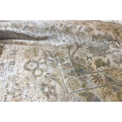 Sona Silk Oriental Area Rug in Camel/Gray