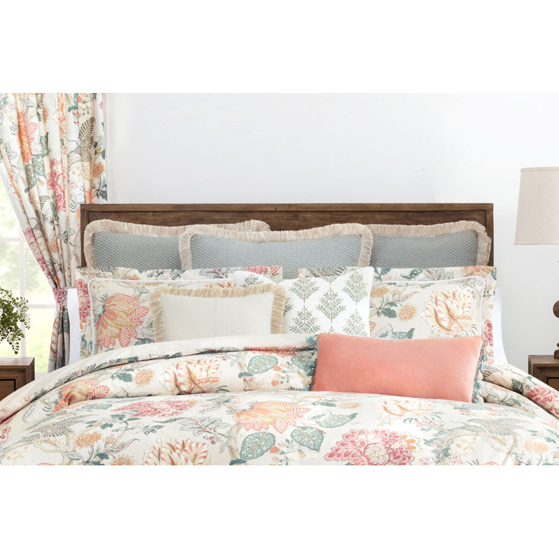 Komodo Embroidered Decorative Accent Pillow, Floral