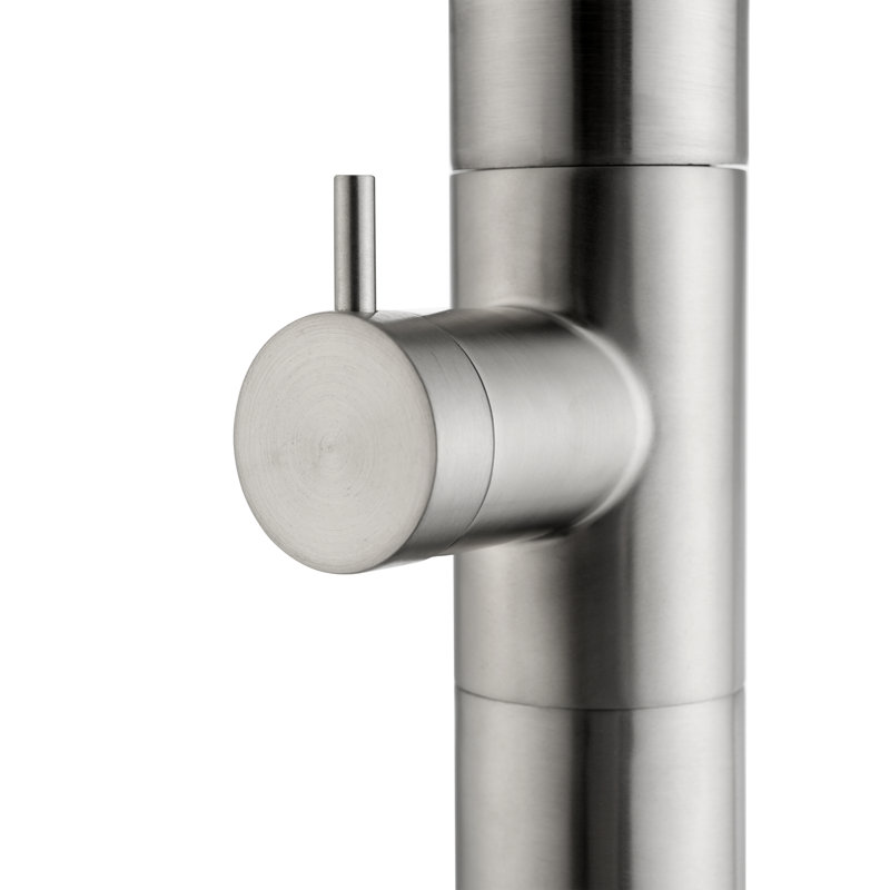 Douche extérieure autoportante 92 po. En acier inoxydable H 316 de 92 po