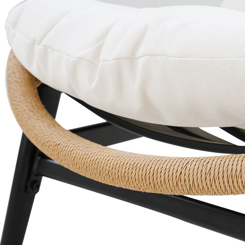 Chaise longue d'extérieur en acier avec coussins Elinor Papasan