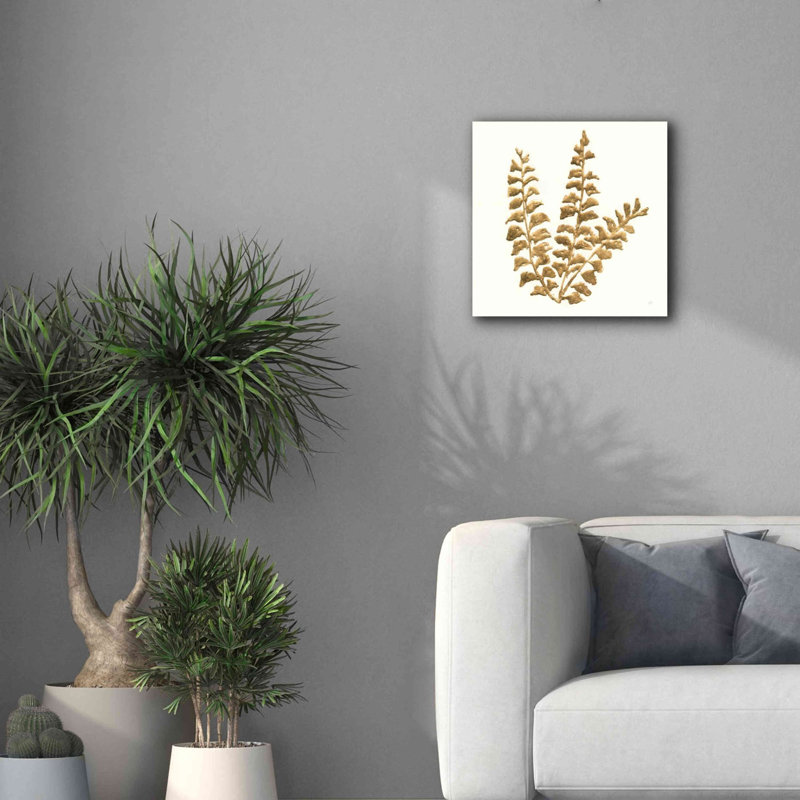 «Gilded Fern III» par Chris Paschke, estampe numérique sur toile, H 18 po x l 18 po x P 0,75 po