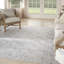 Tapis d'intérieur gris clair Ebern Designs Garp-895486805
