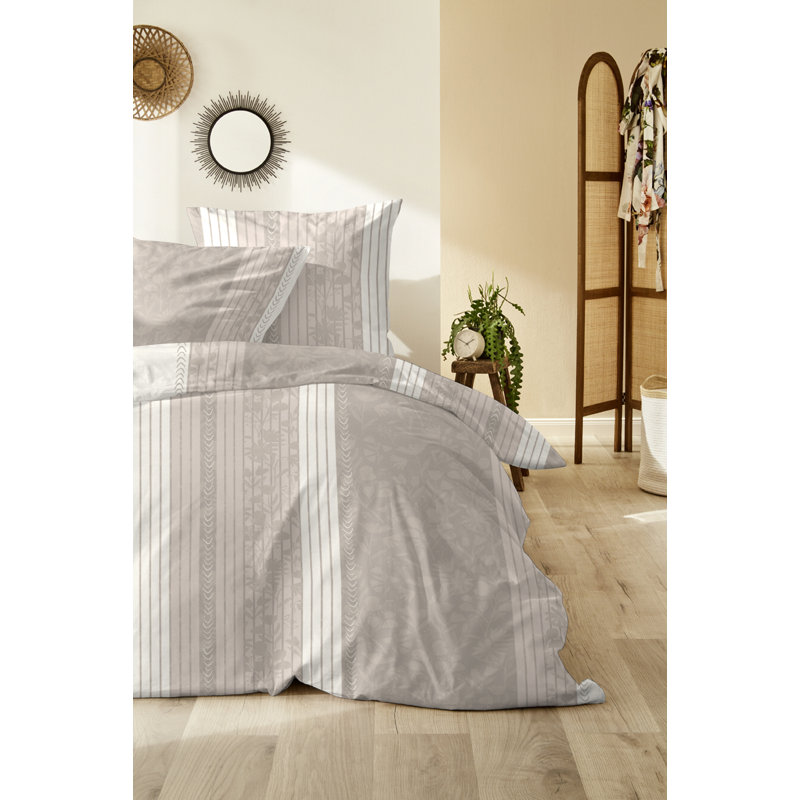 Darnestown Cotton Striped Duvet Cover Set with Pillow Shams, Beige