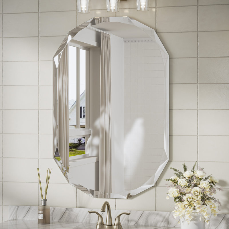 Miroir octogonal biseauté sans cadre Pearlette, 36 po x 24 po
