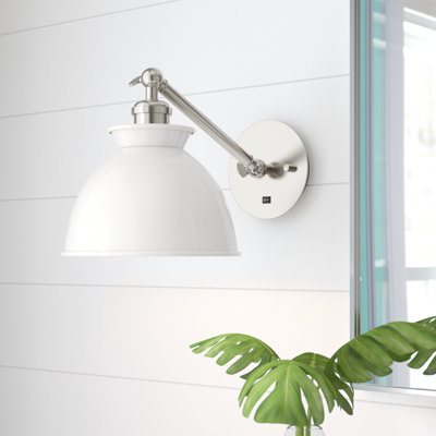 Shauna Armed Sconce