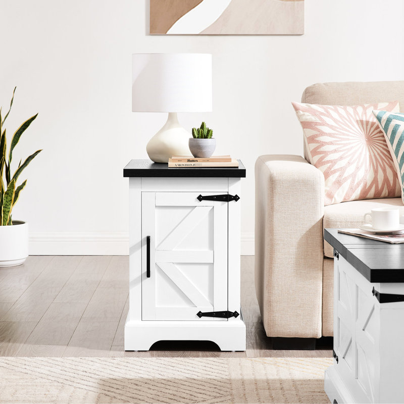 Table de bout blanche rustique de style porte de grange avec rangement réglable pour tablettes dans la chambre et la chambre