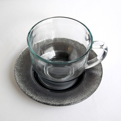 Tasse à thé et soucoupe Emersyn