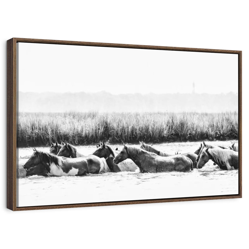 Chevaux d'eau III, 46 po x 31 po, Cadre flottant noyer