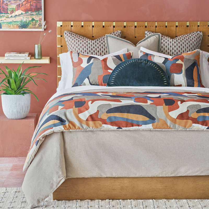 Moab Abstract Bed Runner, King