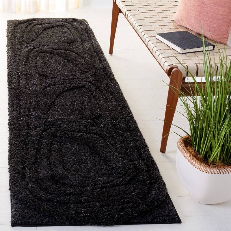Amberjo Solid Color Machine Made Power Loom Area Rug in Black, Runner 2'2" x 7'