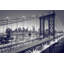Kerriana Manhattan Bridge Alive at Night - New York City - reproduction de photo sur toile tendue-104006402
